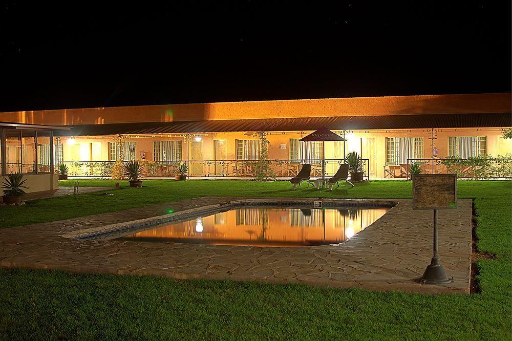 Solitaire Roadhouse Exterior foto